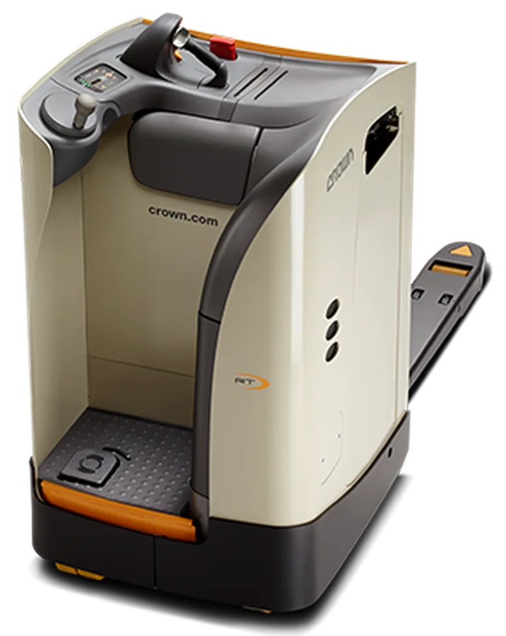 Transpaleta Crown RT 4000 ride-on compacta